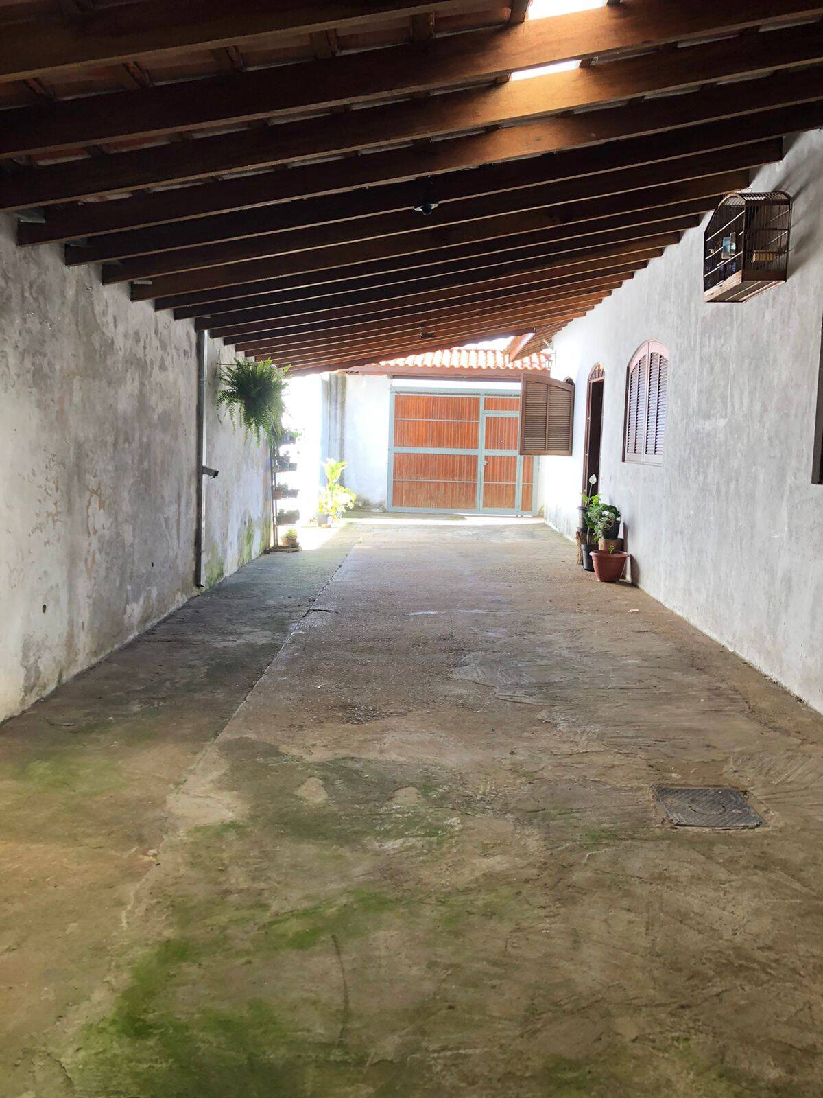 Casa à venda com 3 quartos, 580m² - Foto 1