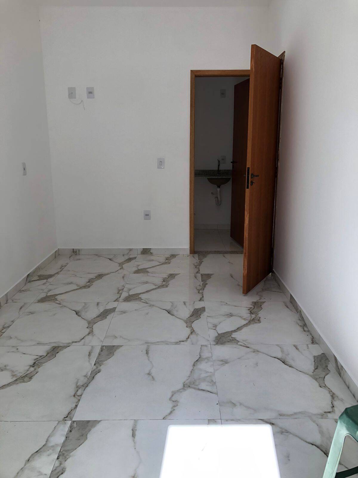 Casa à venda com 2 quartos, 130m² - Foto 11