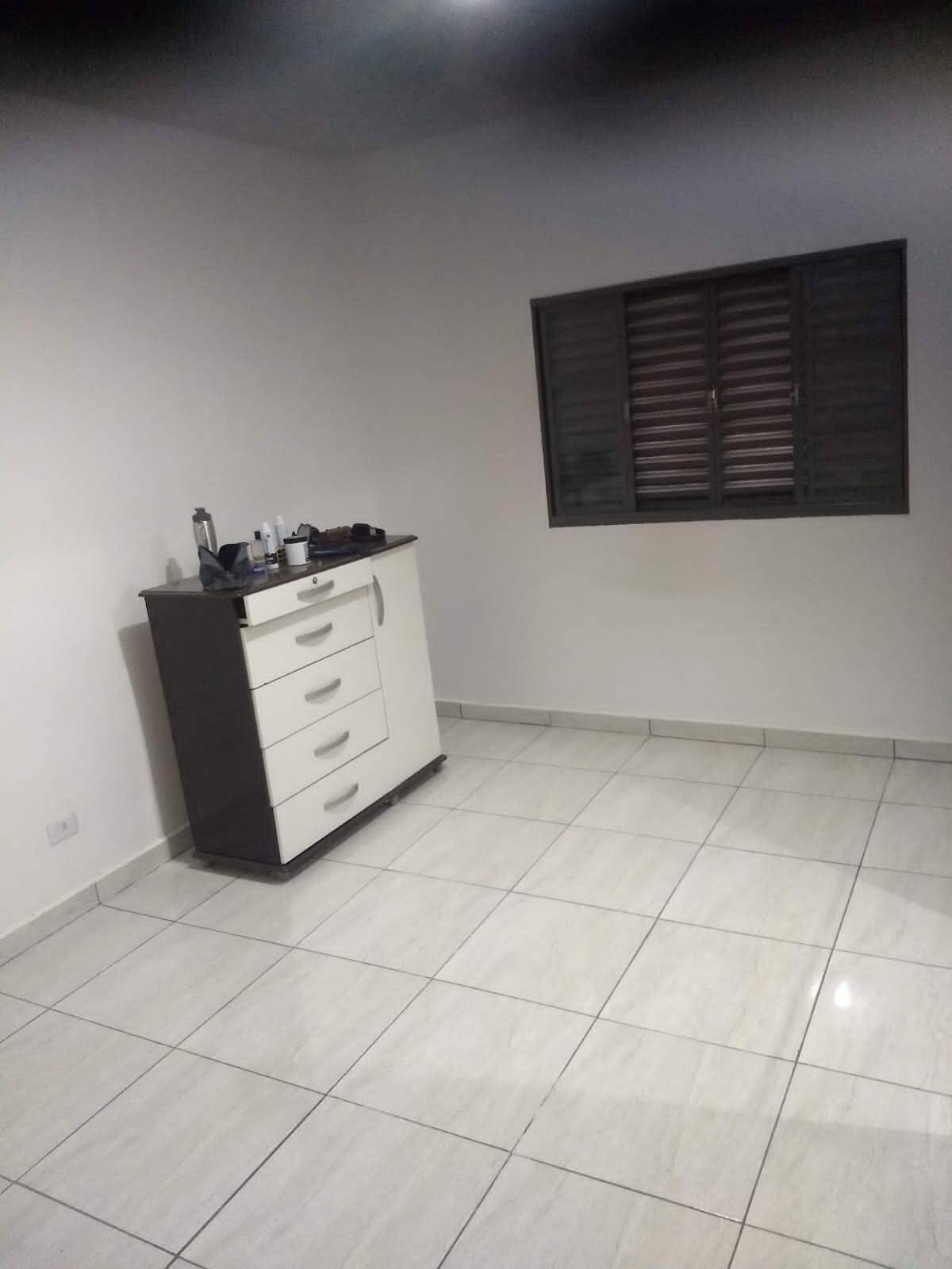 Terreno à venda com 1 quarto, 1040m² - Foto 16