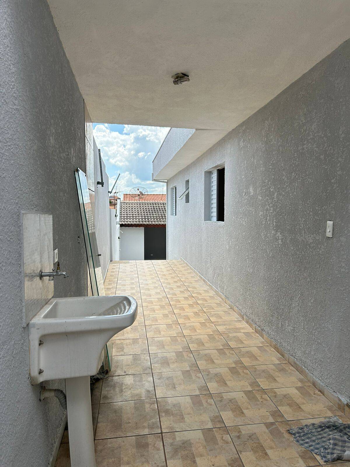 Casa à venda com 2 quartos, 130m² - Foto 11