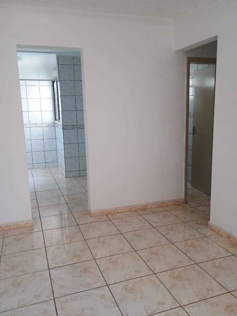 Apartamento à venda com 2 quartos, 45m² - Foto 2