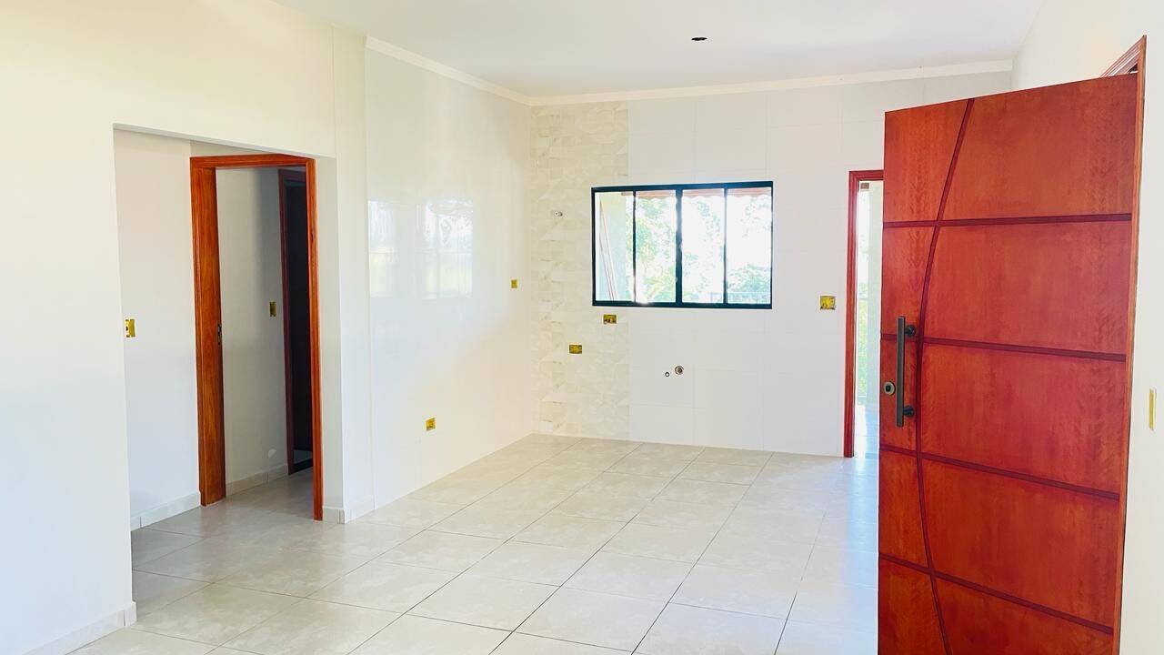 Casa à venda com 2 quartos, 95m² - Foto 3