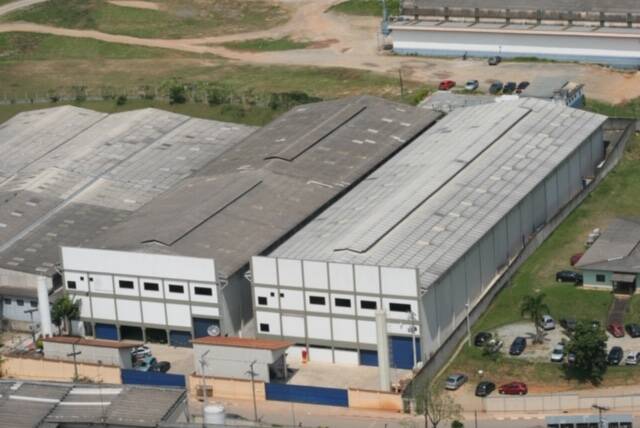 Depósito-Galpão-Armazém para alugar, 2448m² - Foto 1