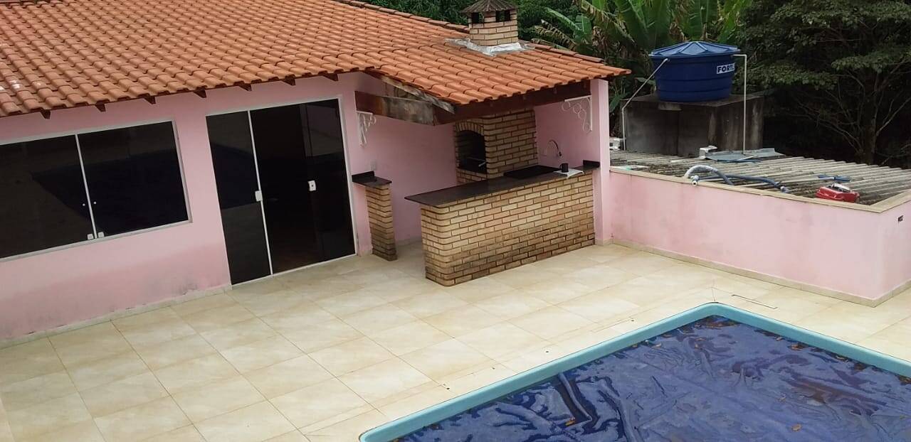 Fazenda à venda com 5 quartos, 3300m² - Foto 2