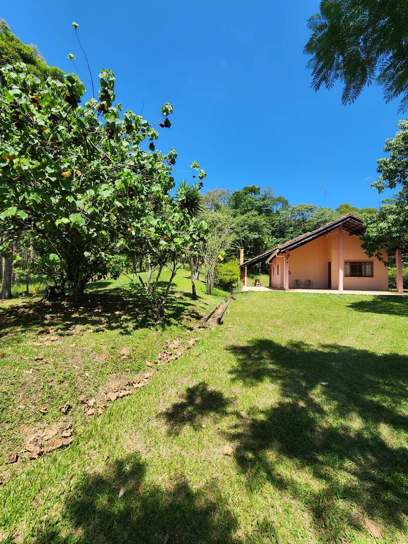 Fazenda à venda com 3 quartos, 49m² - Foto 2