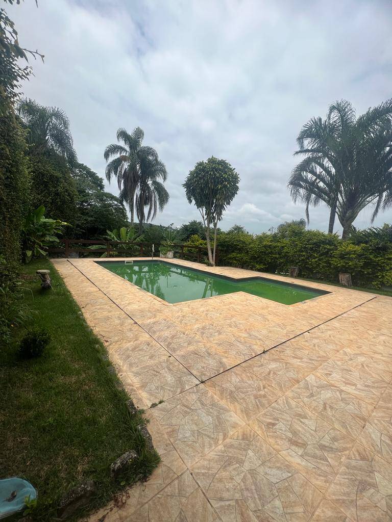 Fazenda à venda com 3 quartos, 2300m² - Foto 4