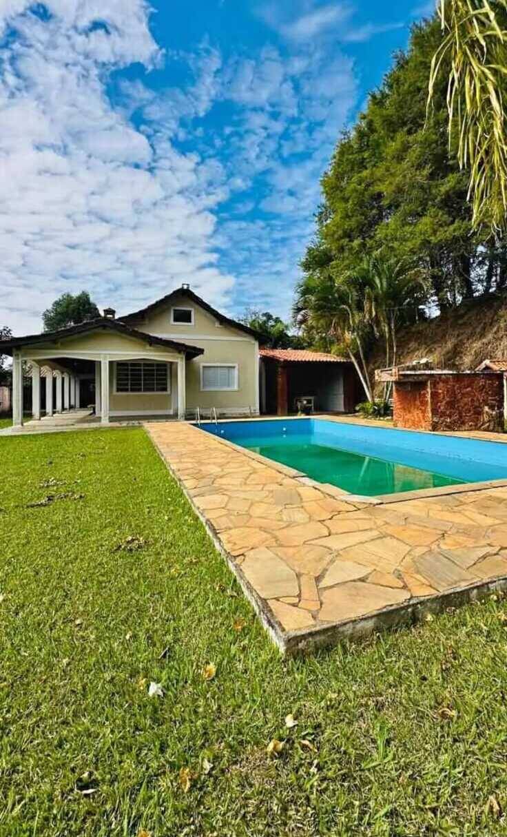 Fazenda à venda com 5 quartos, 5000m² - Foto 1