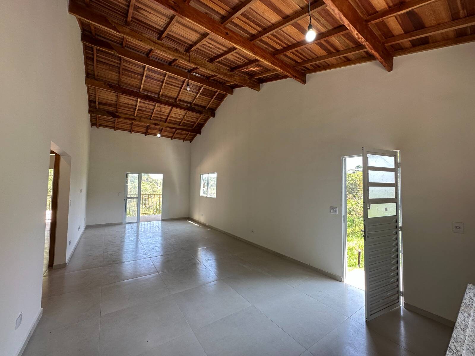 Fazenda à venda com 2 quartos, 120m² - Foto 24