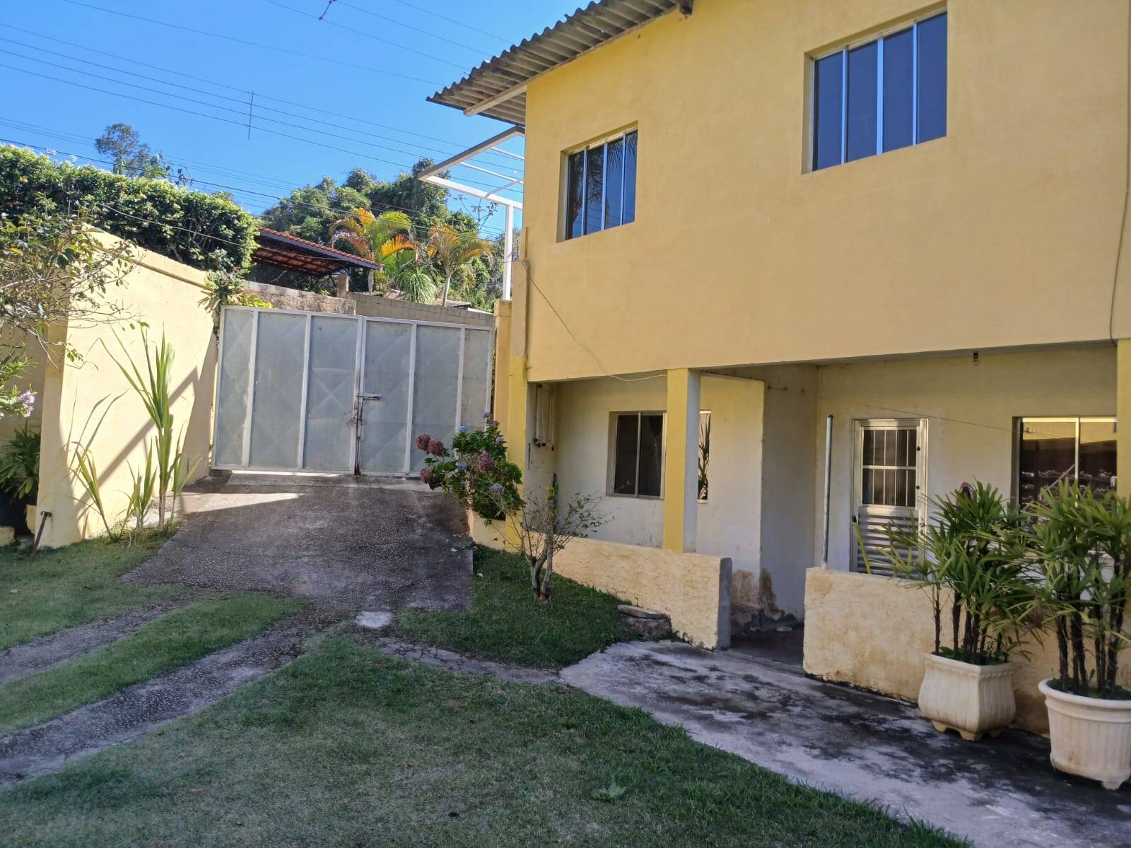 Fazenda à venda com 4 quartos, 1500m² - Foto 3