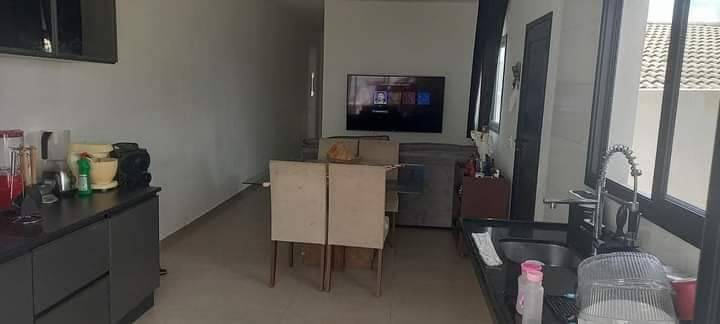 Casa à venda com 2 quartos, 95m² - Foto 11