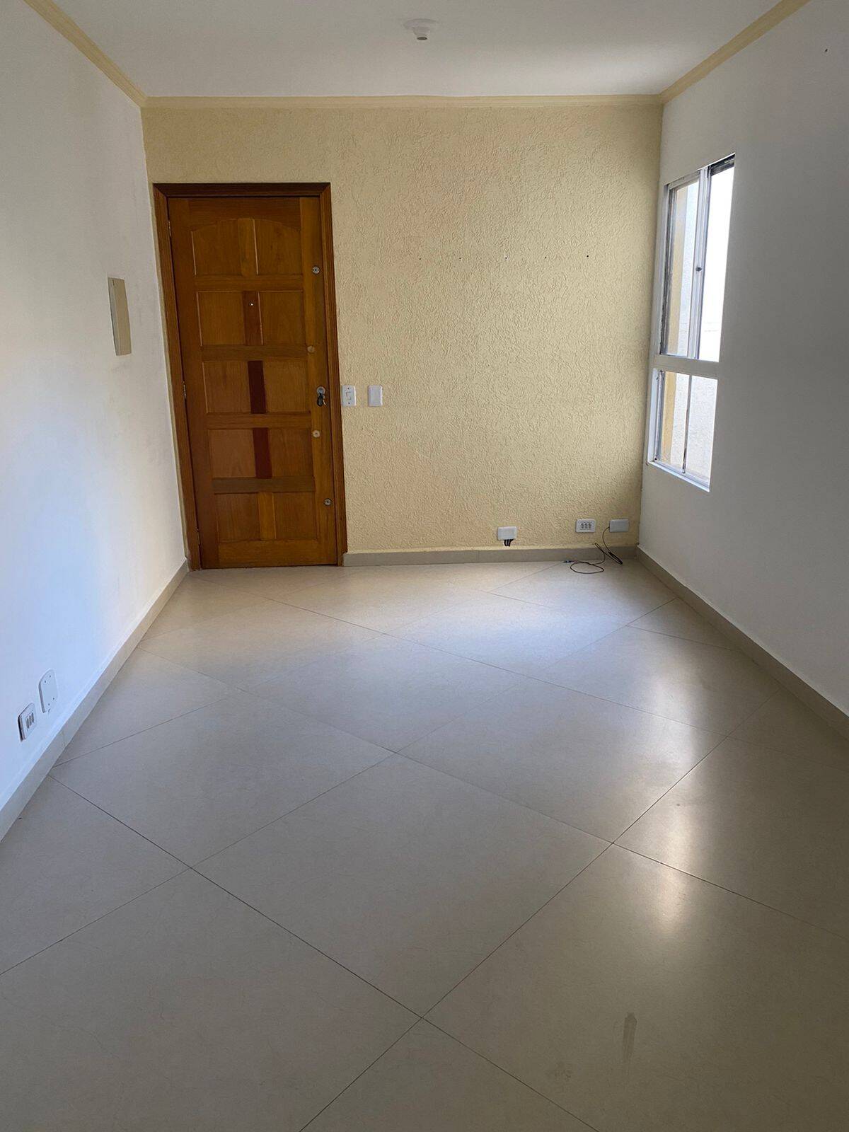 Apartamento à venda com 2 quartos, 45m² - Foto 3