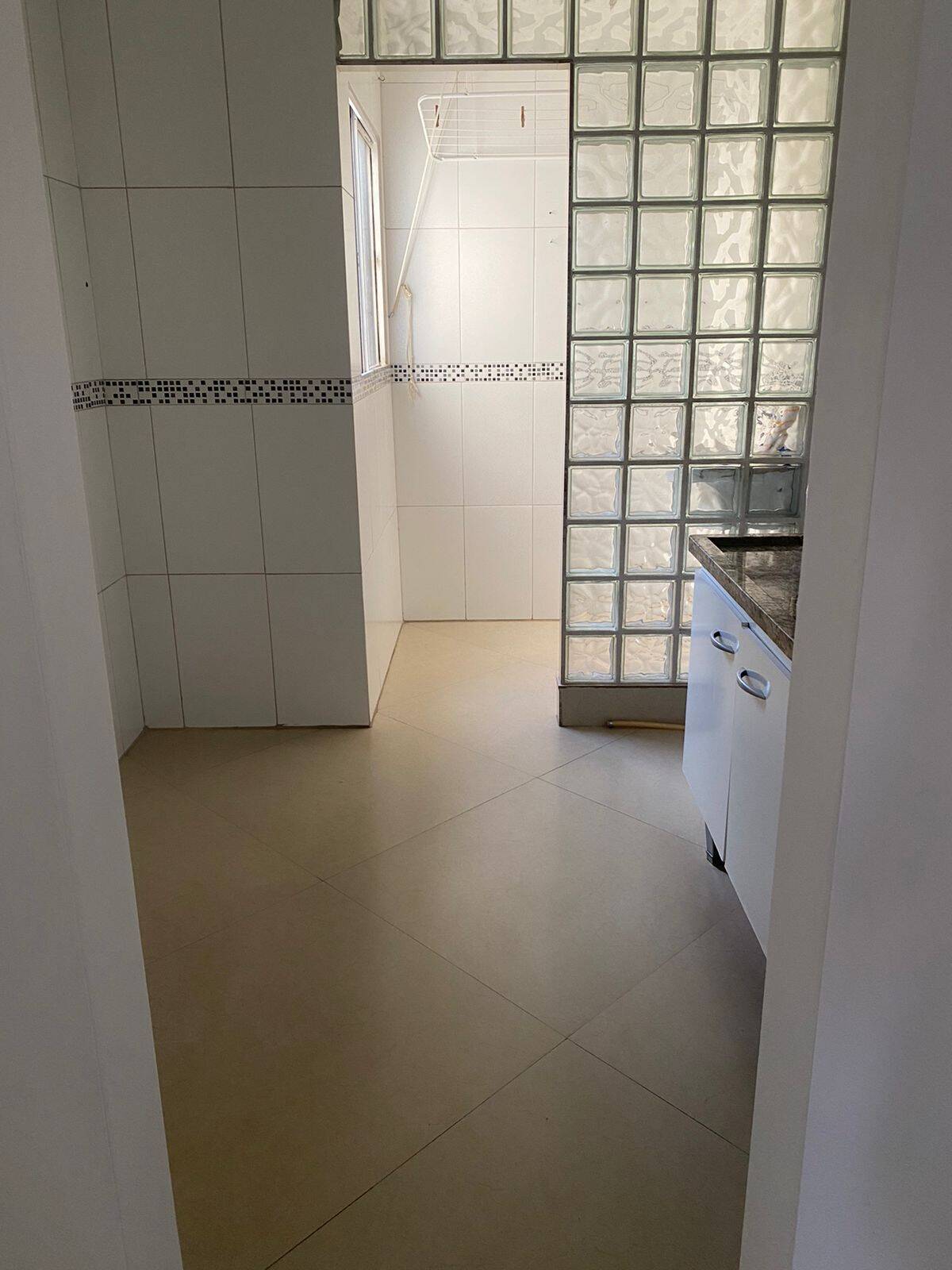 Apartamento à venda com 2 quartos, 45m² - Foto 4