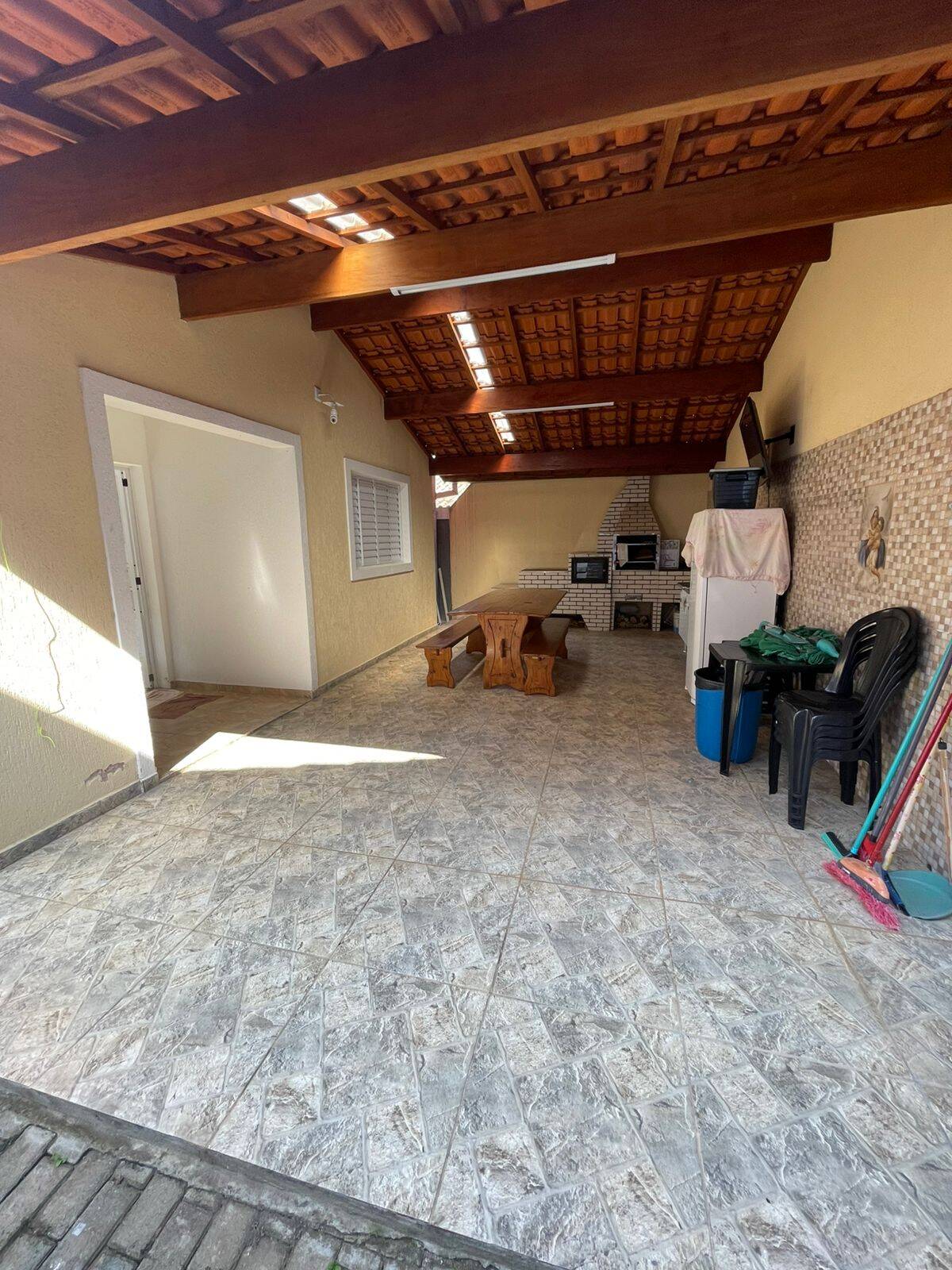 Casa à venda com 2 quartos, 80m² - Foto 18