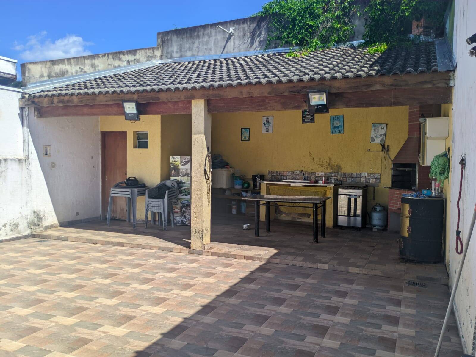 Casa à venda com 3 quartos, 340m² - Foto 15