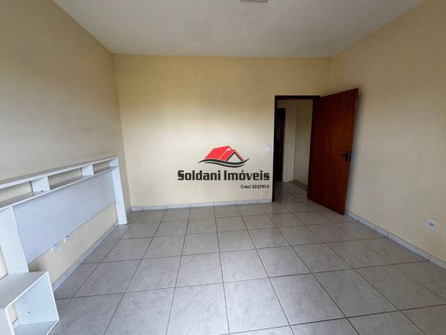 Casa para Venda em Atibaia - 5